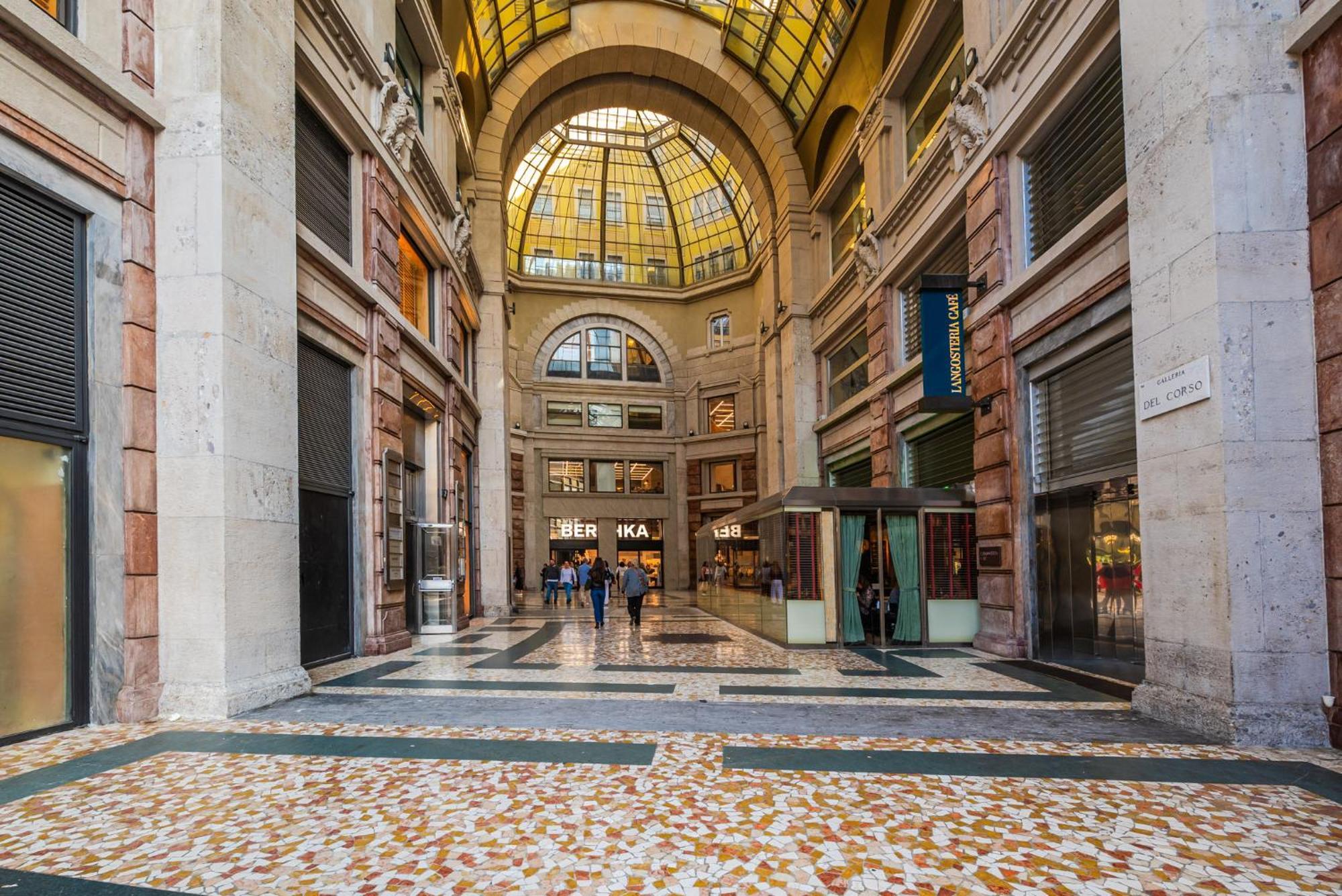 The Boutique Houses - Iconic Suite In Galleria Duomo With Private Parking Milánó Kültér fotó